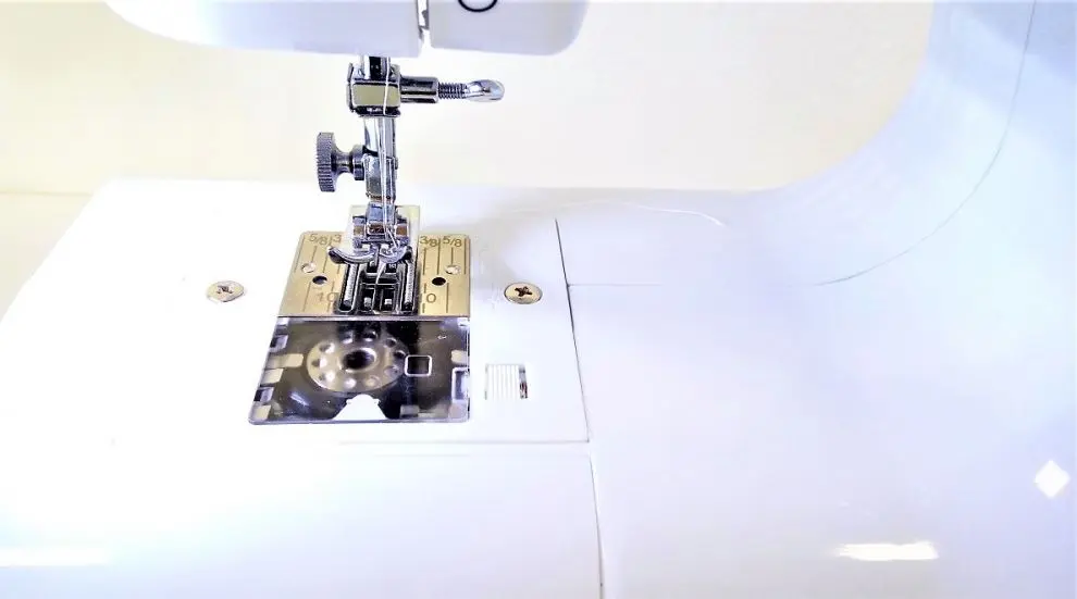 Masina de cusut Lucznik Everyday (White)