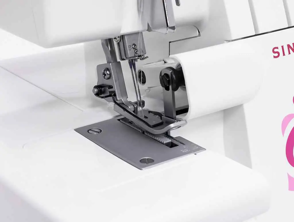 Masina de surfilat Singer T80D (White)