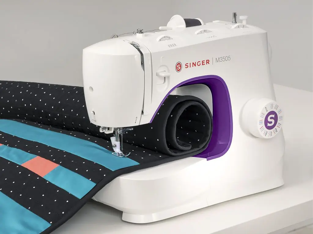 Швейная машина Singer M3505 (White/Purple) - 5