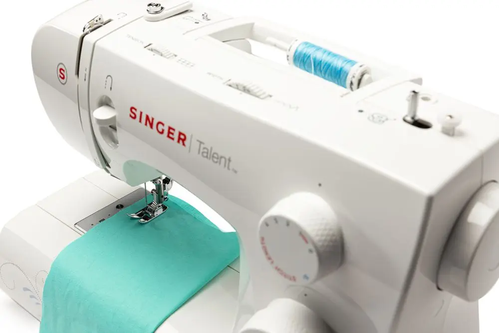 Швейная машина Singer Talent 3323 (White) - 6