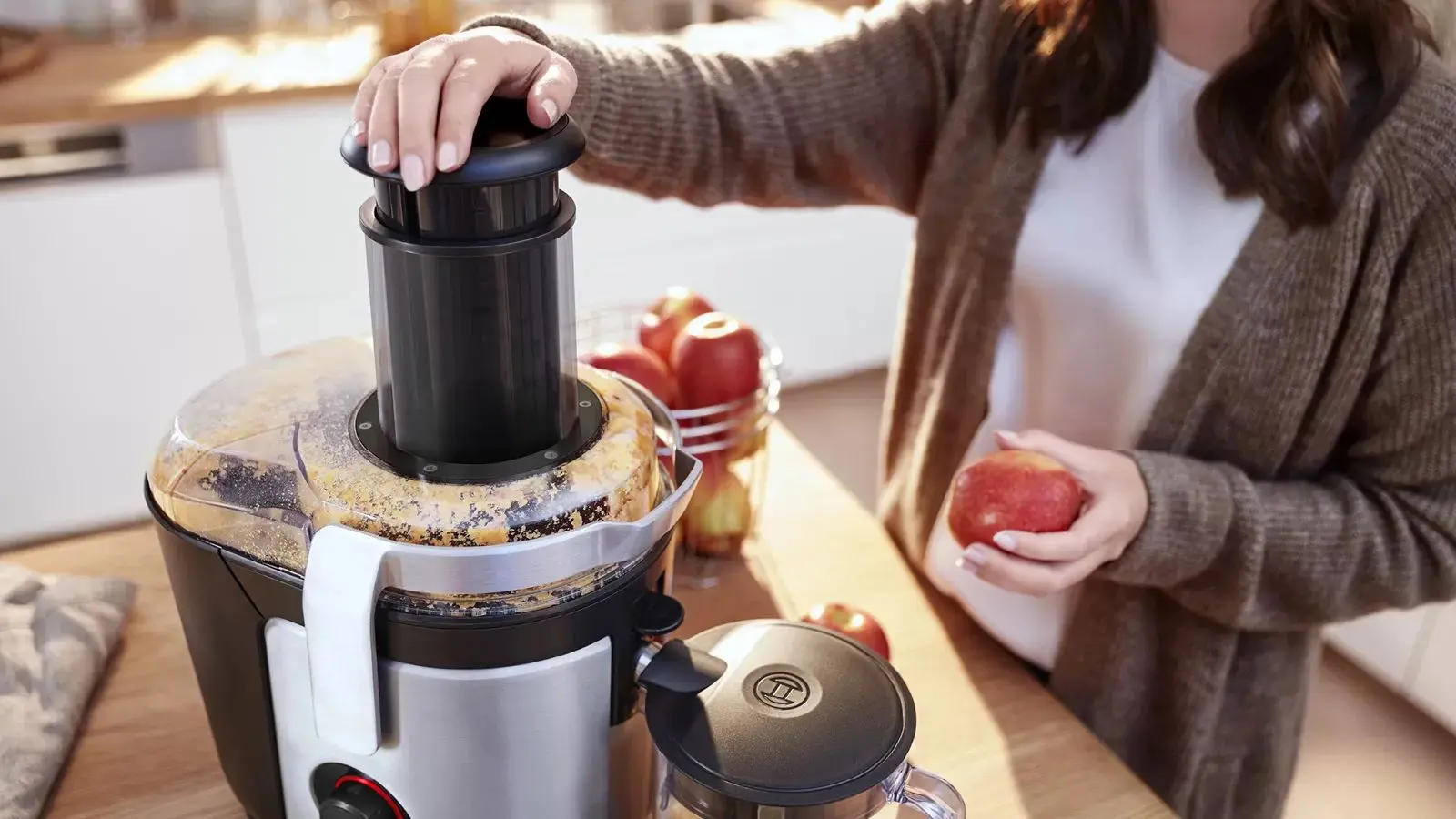 Соковыжималка Bosch MES4000 (Silver/Black)