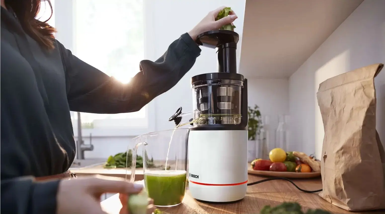 Storcator Bosch VitaExtract 150 W MESM500W (White/Black)