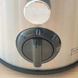 Соковыжималка Royalty Line RL-PJE700 (Black/Silver) Thumb