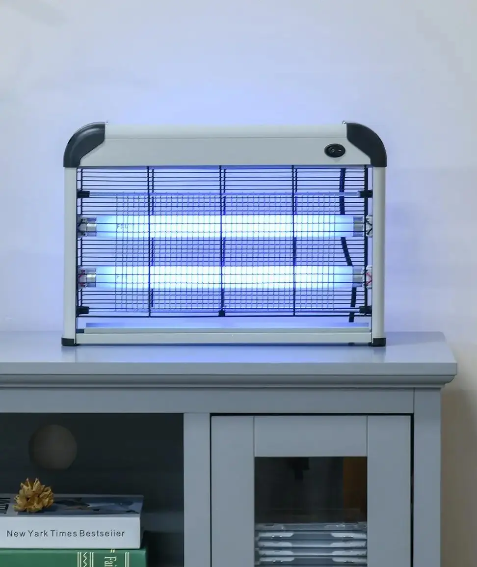 Lampa anti-insecte Outsunny 849-011SR (Silver/Black) - 3