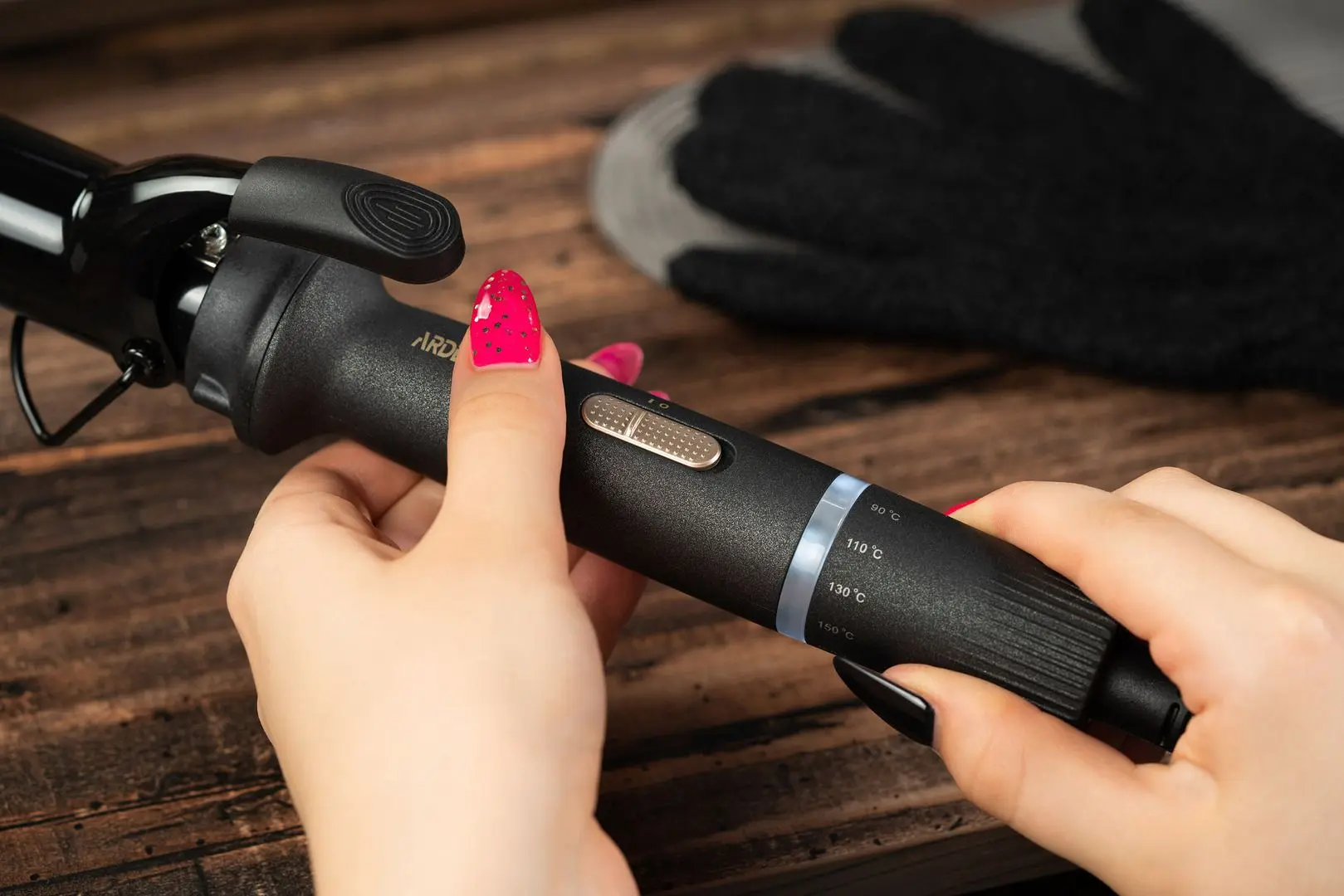 Плойка Ardesto HC-730G (Black)