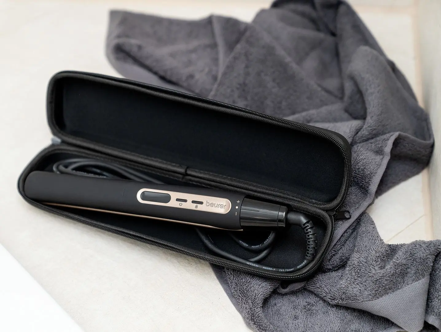 Placă pentru îndreptat părul Beurer Style Pro HS 100 (Black/Rose Gold)