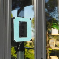 Оконный робот-пылесос Cecotec Conga WinDroid 1290 DoubleSpray Connected (Black) Thumb