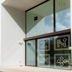 Оконный робот-пылесос Cecotec Conga WinDroid 1390 Double Spray (Black) Thumb