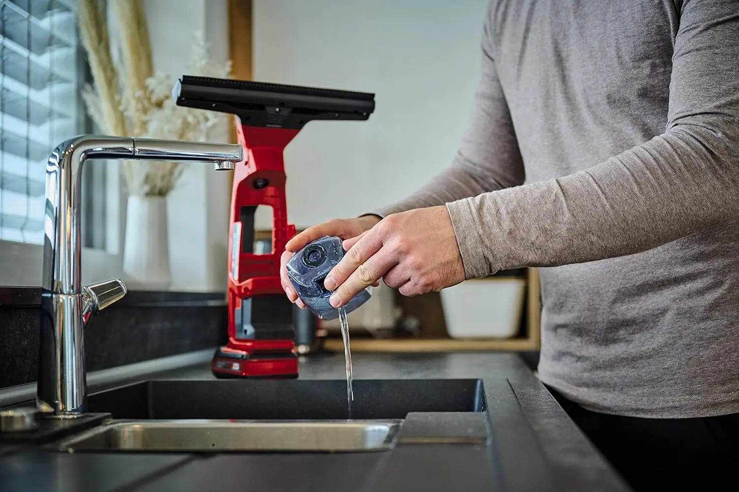 Стеклоочиститель Einhell Brillianto (Red)