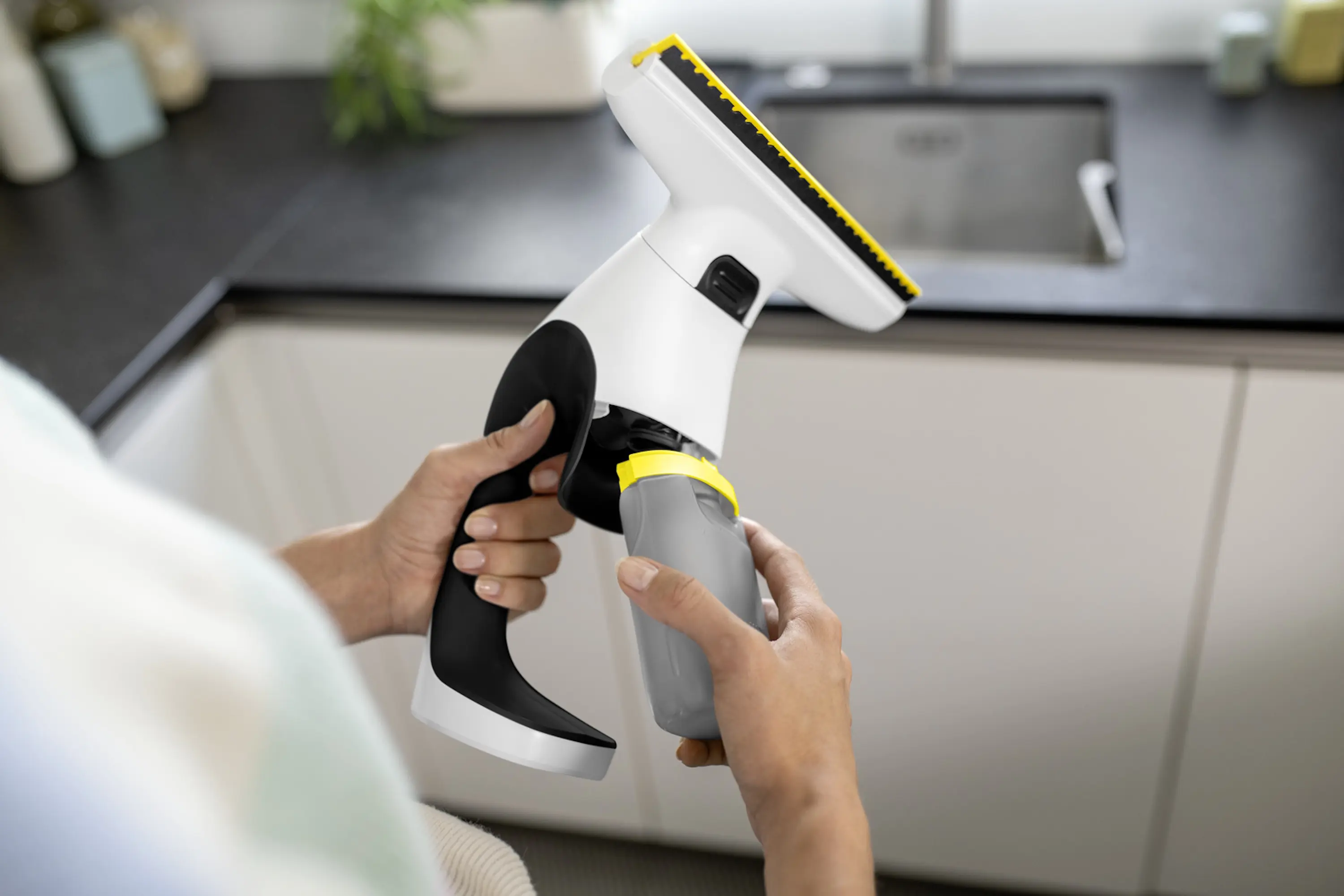 Curatitor pentru geamuri Karcher WV 1 Compact Care 1.633-628.0 (White/Black) - 4