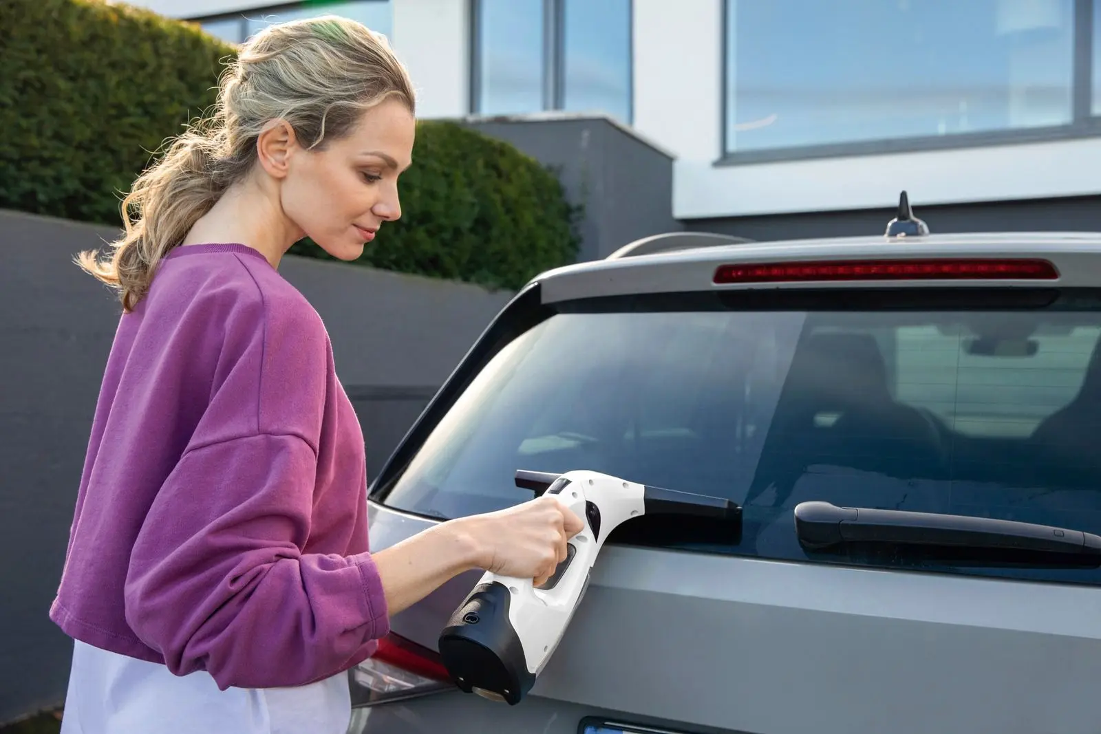 Curatitor pentru geamuri Karcher WV 2 Plus 1.633-640.0 (White)