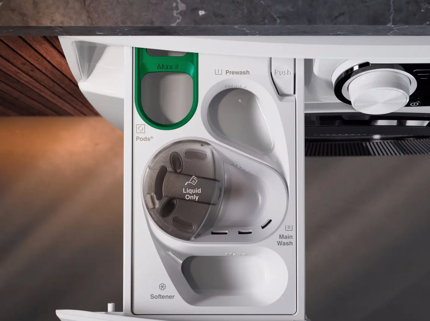 Masina de spalat cu uscator AEG LWR85865O (White/Black)