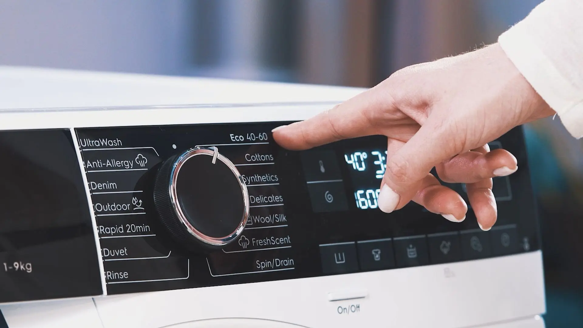 Masina de spalat Electrolux PerfectCare800 EW8F169ASA (White/Black)