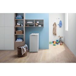 Стиральная машина Indesit BTW S72200 EU/N (White) Thumb