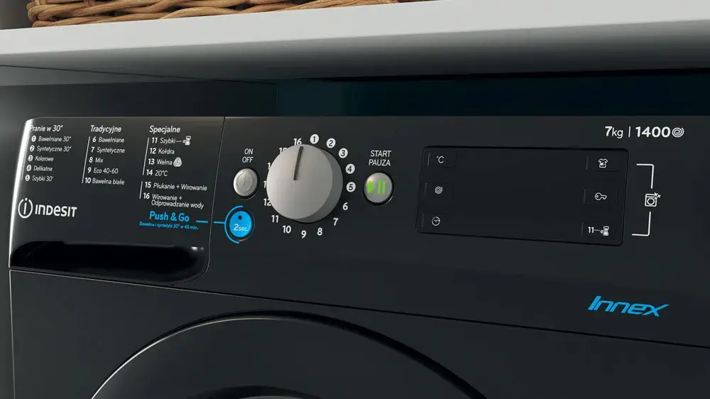 Стиральная машина Indesit BWE 71452X K PL N (Black) - 4
