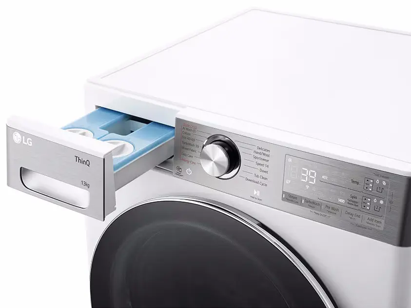 Стиральная машина LG F4WR913P3WA (White)