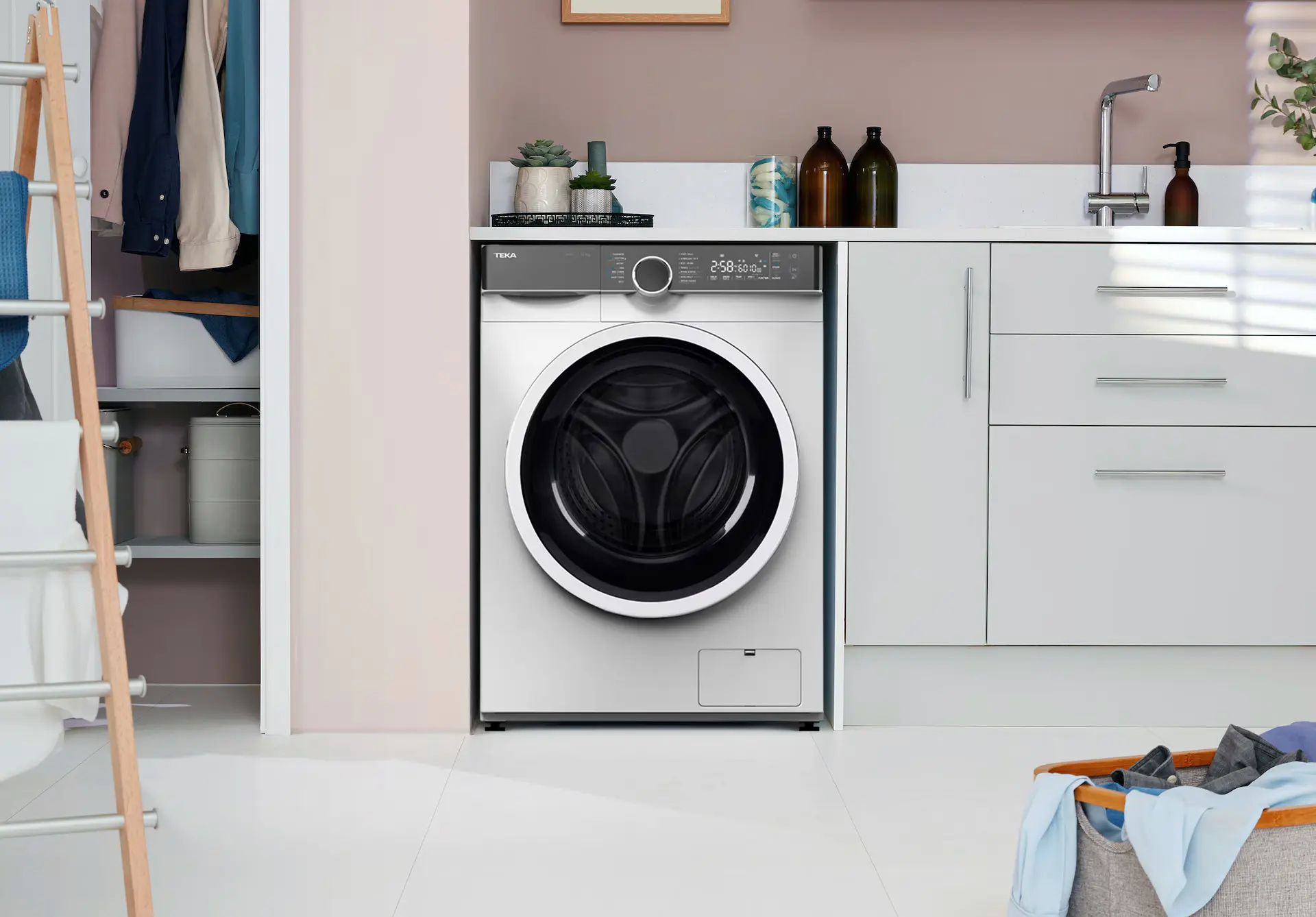 Стиральная машина с сушкой Teka WDK 81050 WH (White/Black)