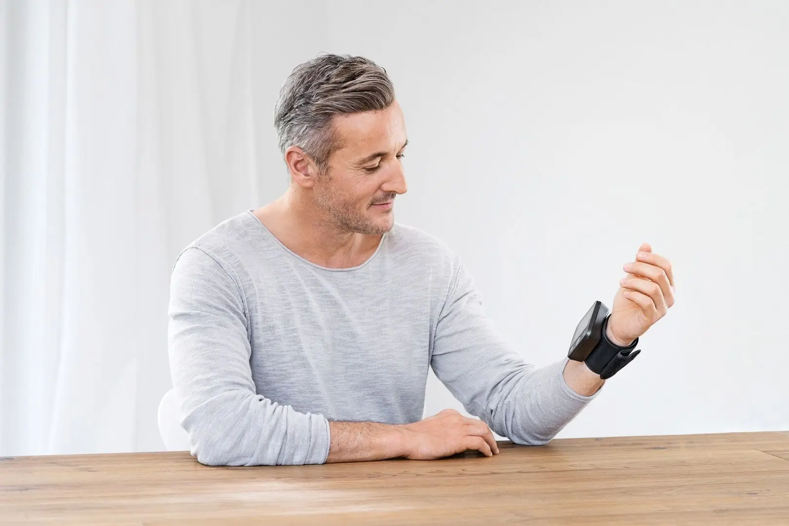 Tensiometru automat Beurer BC54 Bluetooth (Black)