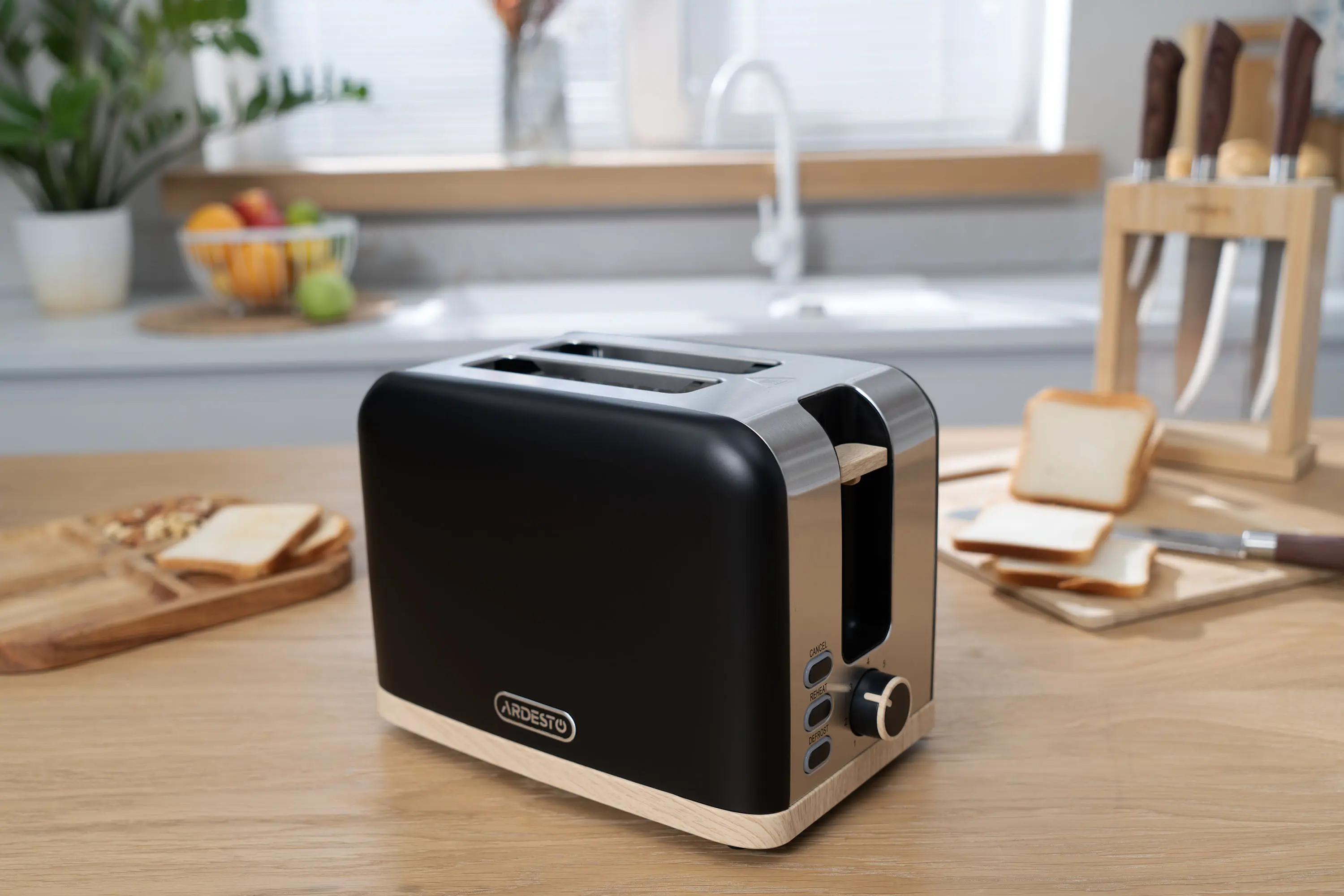 Тостер Ardesto T-F420BWD (Black/Inox)