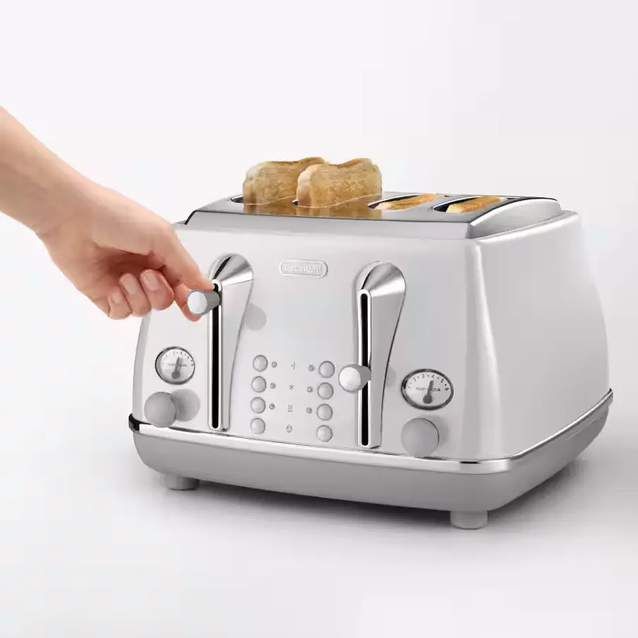 Тостер DeLonghi Icona Capitals CTOC4003W (White)