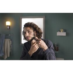 Trimmer Philips OneBlade Pro QP6530/15 (Black/Green) Thumb