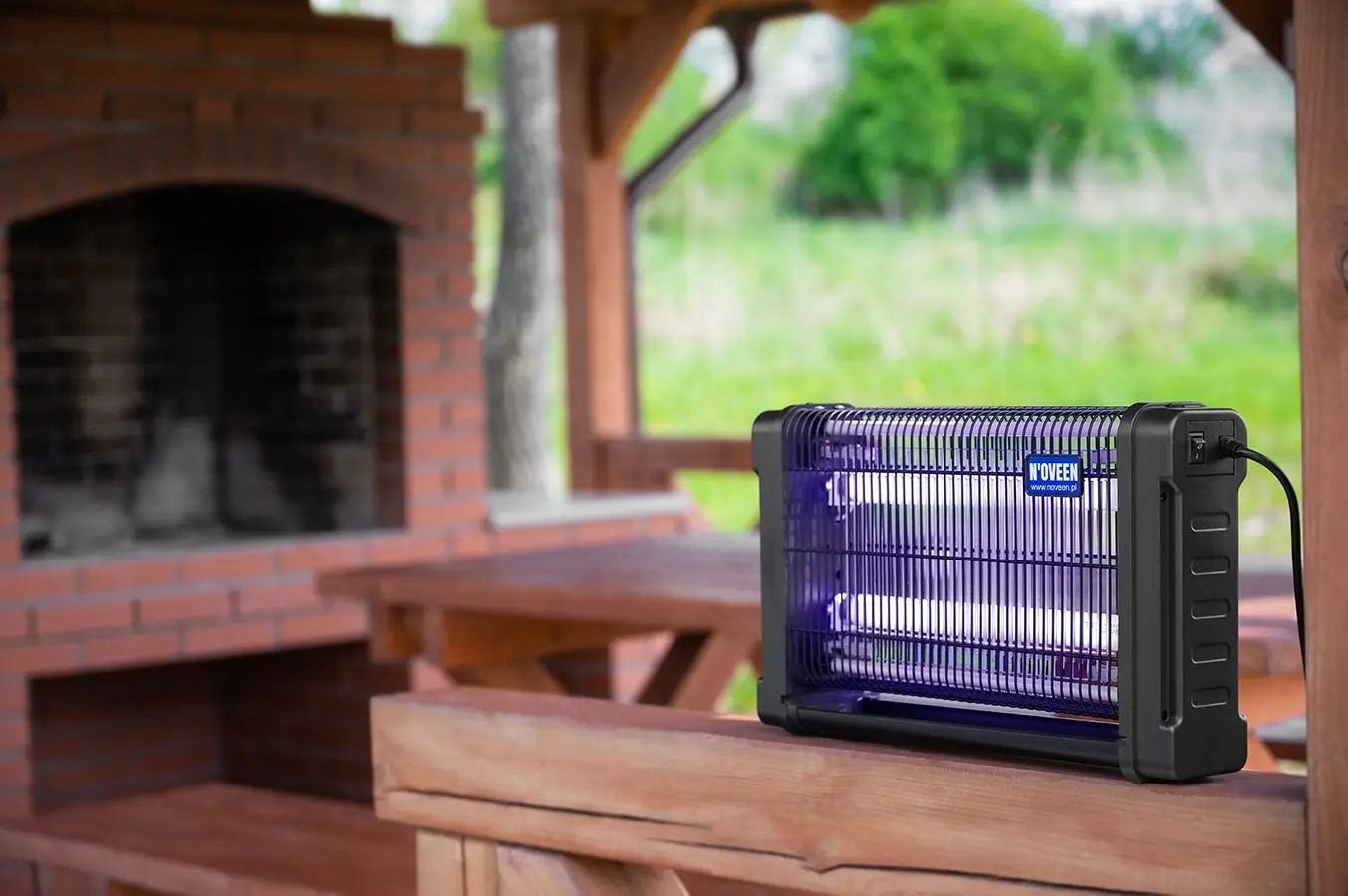 Антимоскитная лампа Noveen IKN20 (Black)