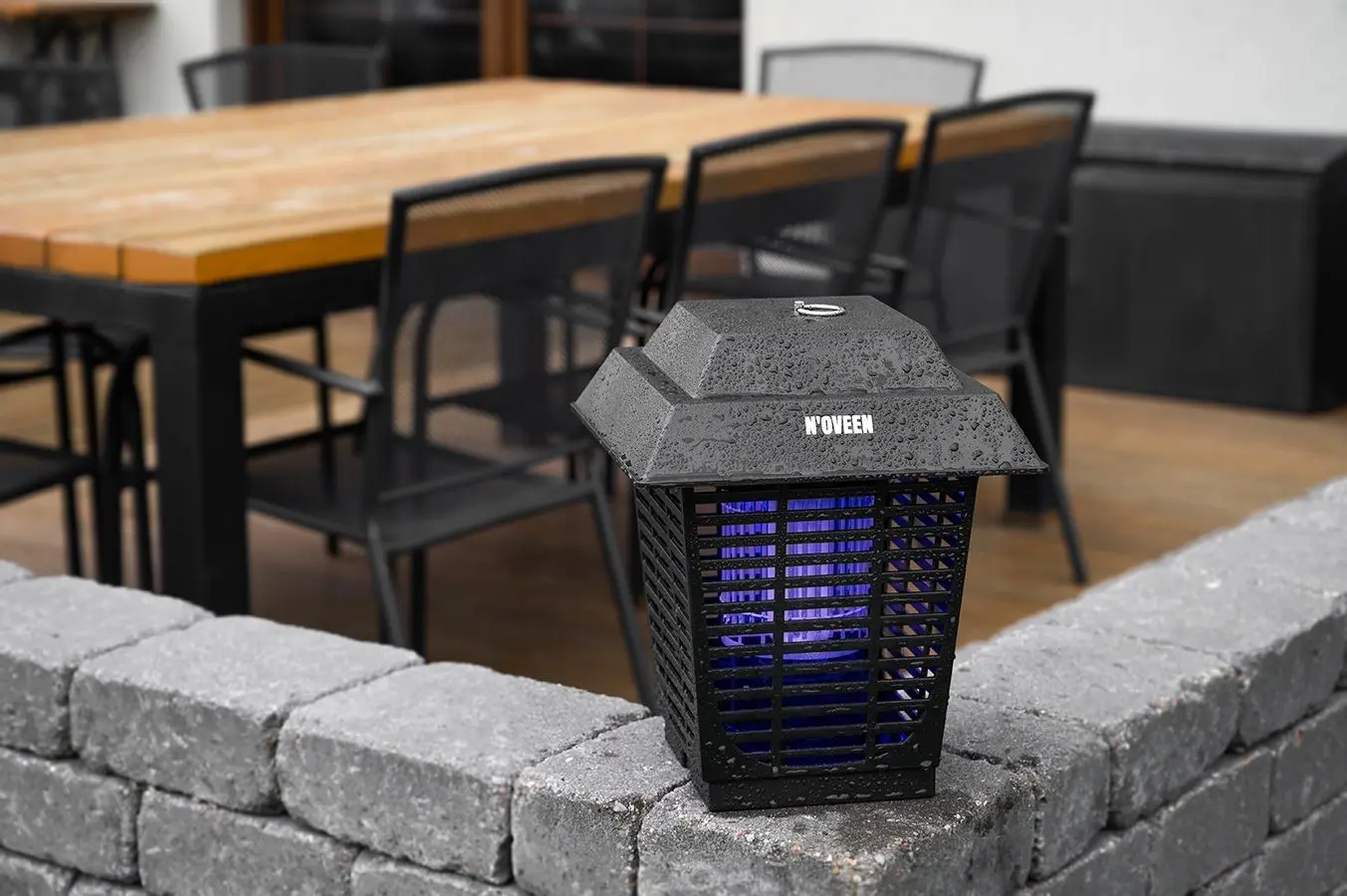 Lampa anti-insecte Noveen IKN22 (Black)