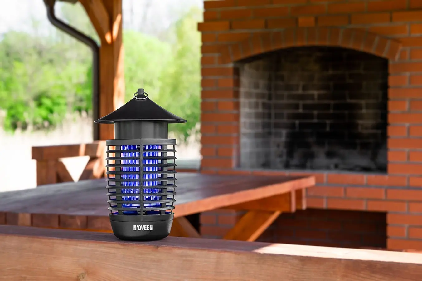 Lampa anti-insecte Noveen IKN7 (Black)