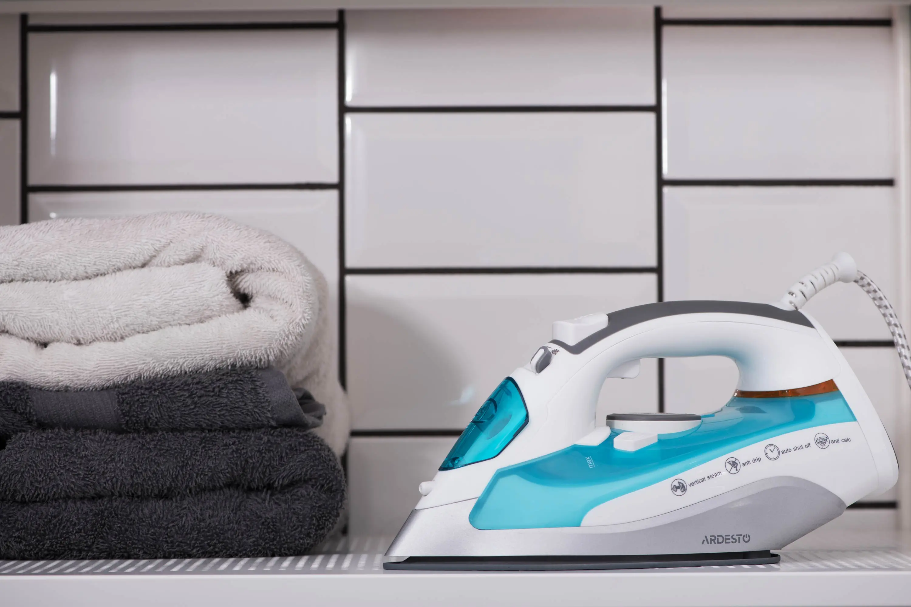 Утюг Ardesto IR-C2228-TQ (White/Blue)