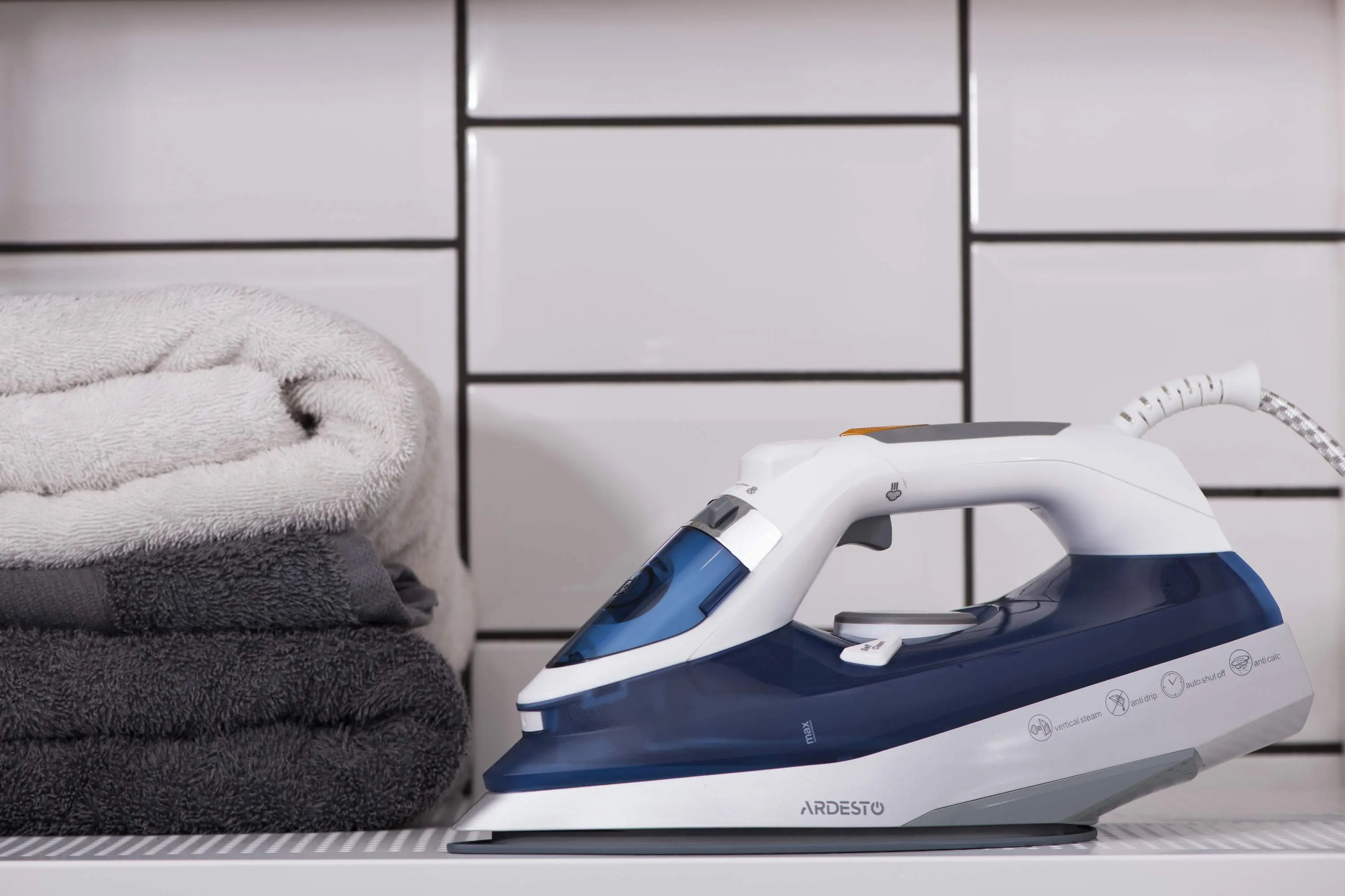Утюг Ardesto IR-C2232-BL (White/Blue)