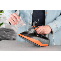 Fier de calcat Ardesto IR-C2233-GR (Black/Orange) Thumb