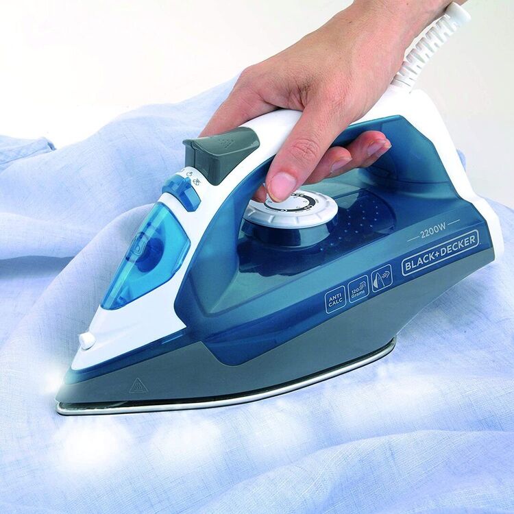 Утюг Black&Decker BXIR2200E (Blue)