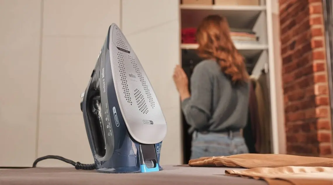 Fier de calcat Braun TexStyle 9 SI9682.DB (Blue)