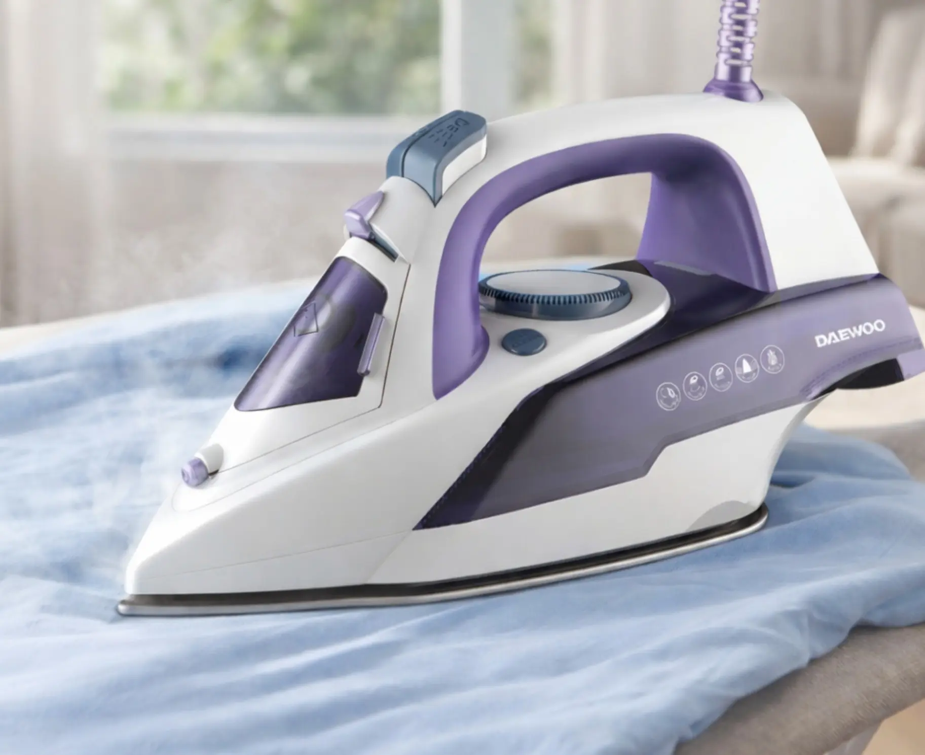 Утюг Daewoo SDA DSI3000P (White/Violet) - 4