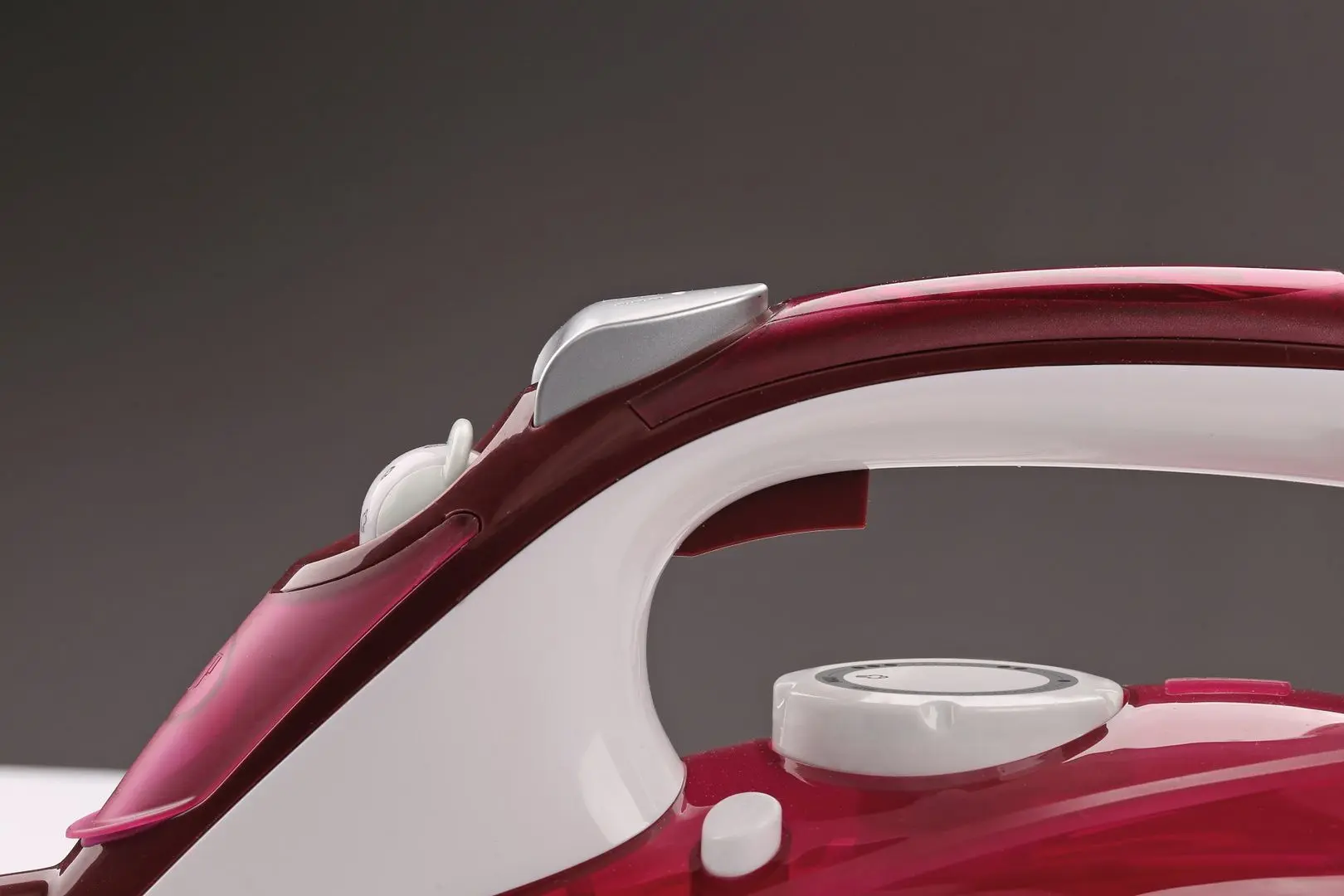 Fier de calcat Gorenje SIH3000RBC (White/Burgundy)