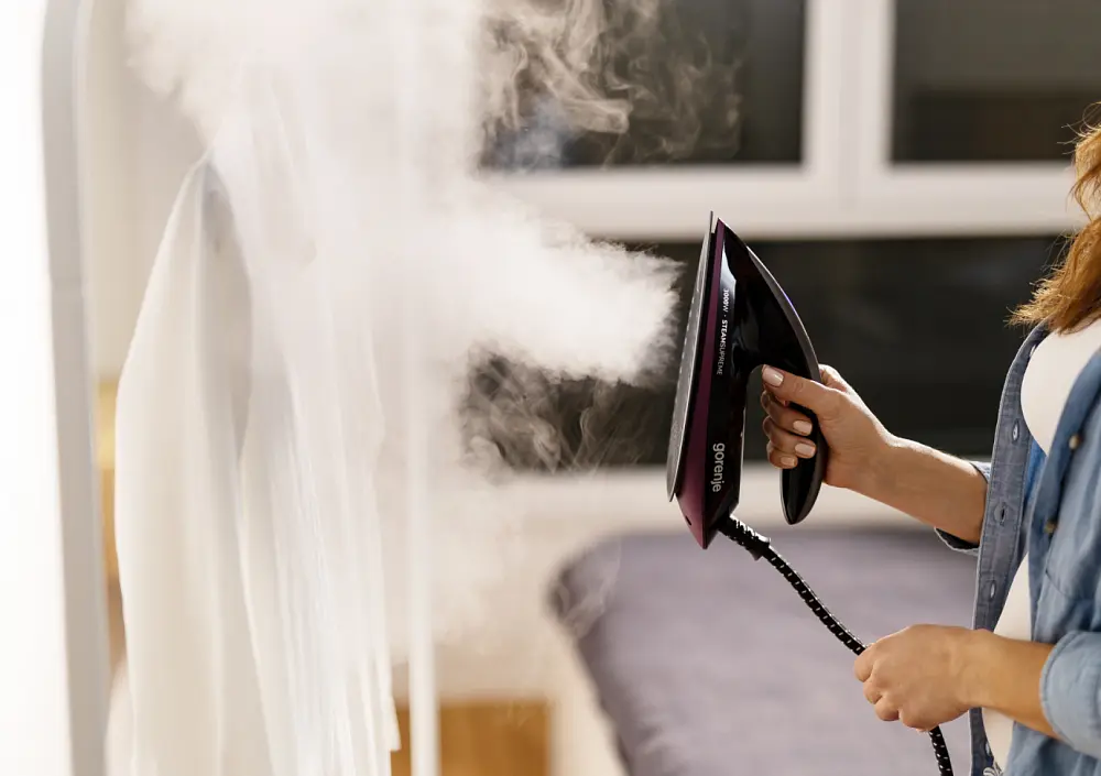 Fier de calcat cu generator de abur Gorenje SGD3000BKV (Black)