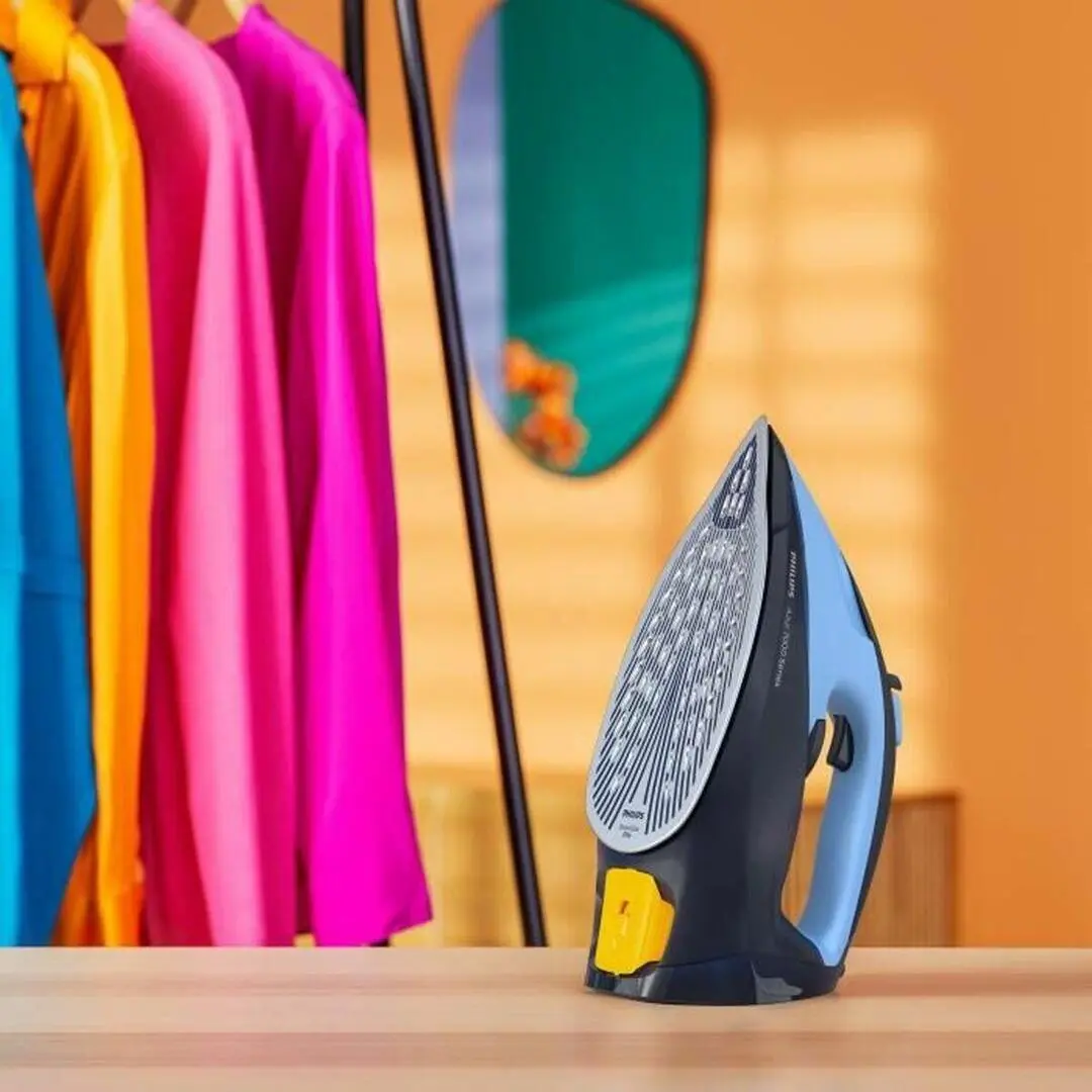 Утюг Philips Azur DST7041/20 (Light Blue/Dark Blue)