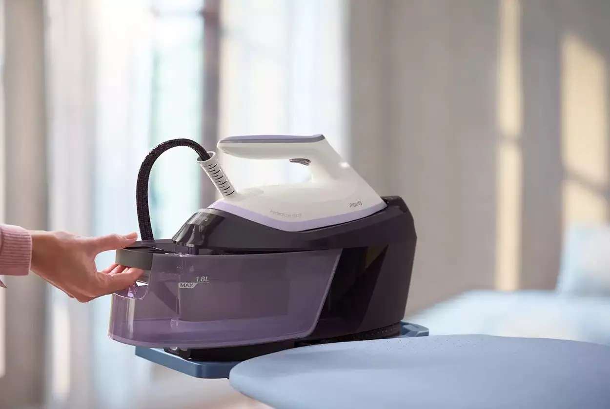 Утюг с парогенератором Philips PerfectCare 6000 PSG6024/30 (Purple) - 7