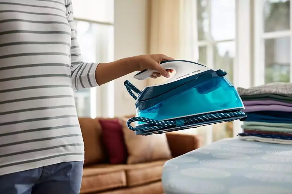 Fier de calcat cu generator de abur Philips PerfectCare Compact GC7840/20 (Blue/White) - 2