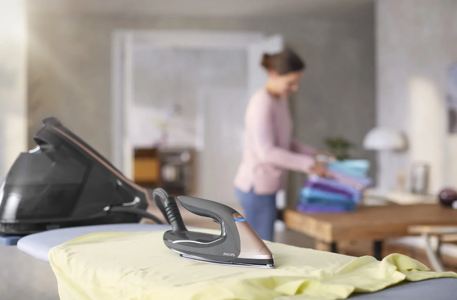 Fier de calcat cu generator de abur Philips PSG9040/80 (Black)