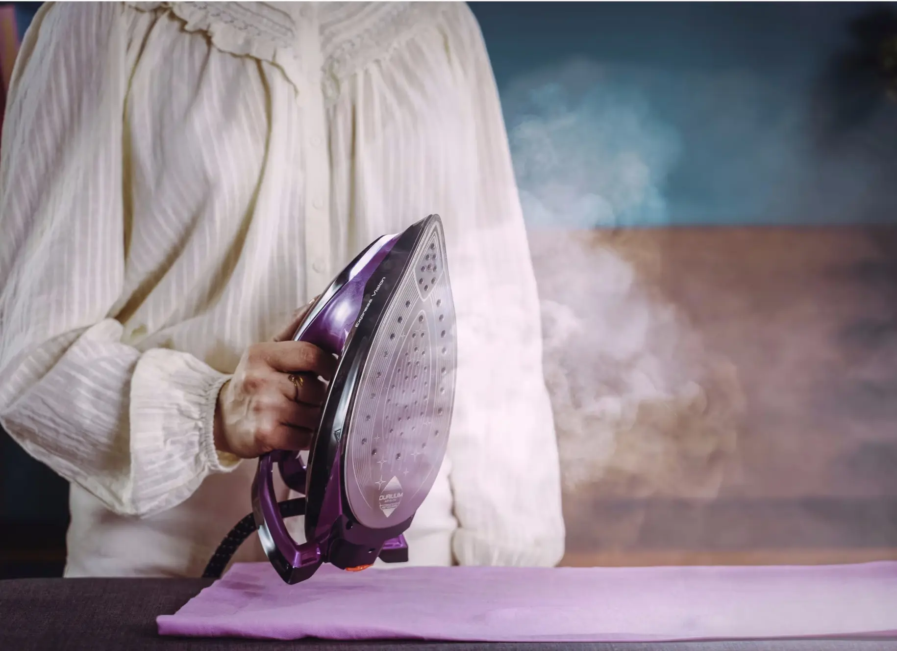 Утюг с парогенератором Tefal Express Vision SV8152E0 (Violet/Black) - 7