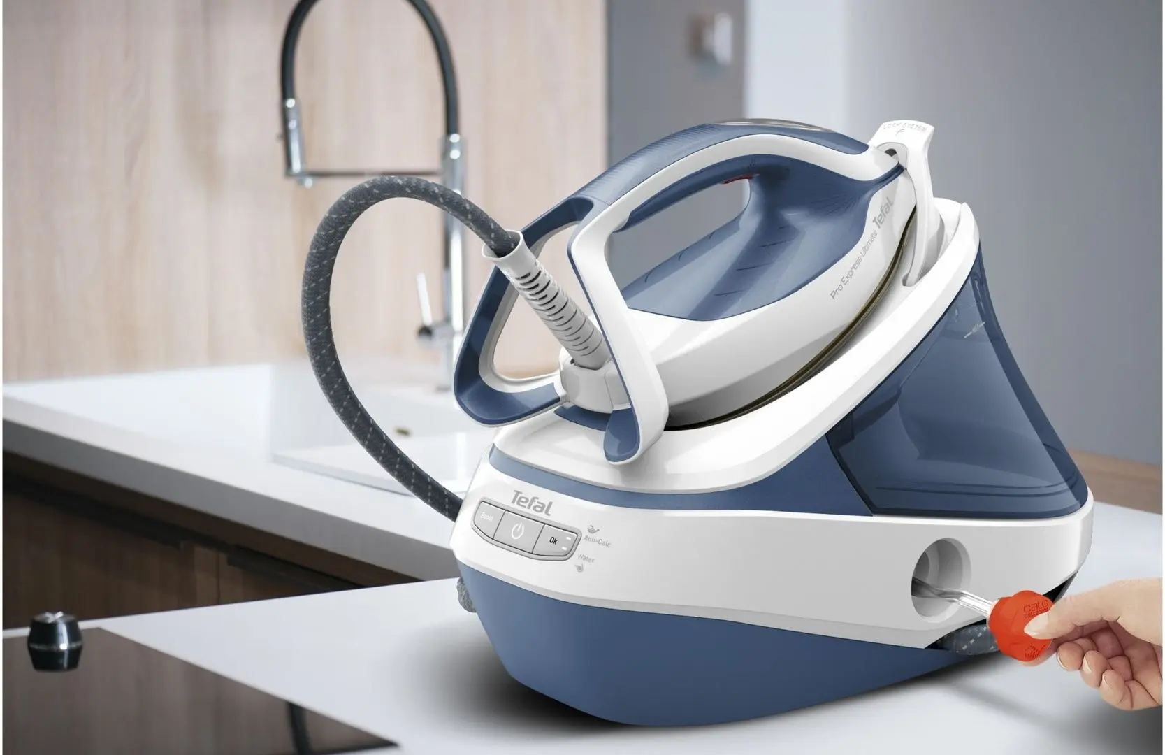 Fier de calcat cu generator de abur Tefal GV9710E0 (White/Blue)