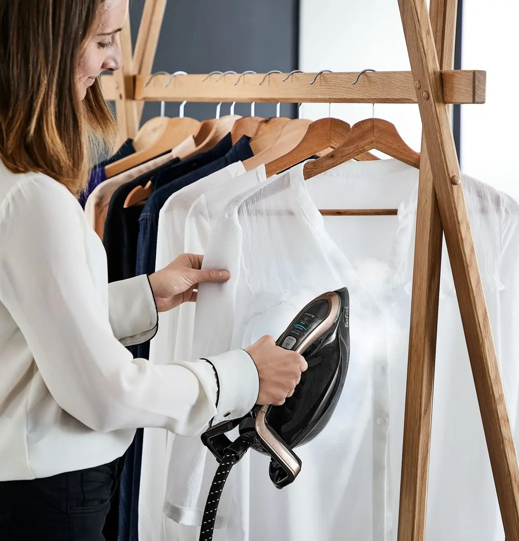 Fier de calcat cu generator de abur Tefal Pro Express Vision GV9820E0 (Gold/Black)