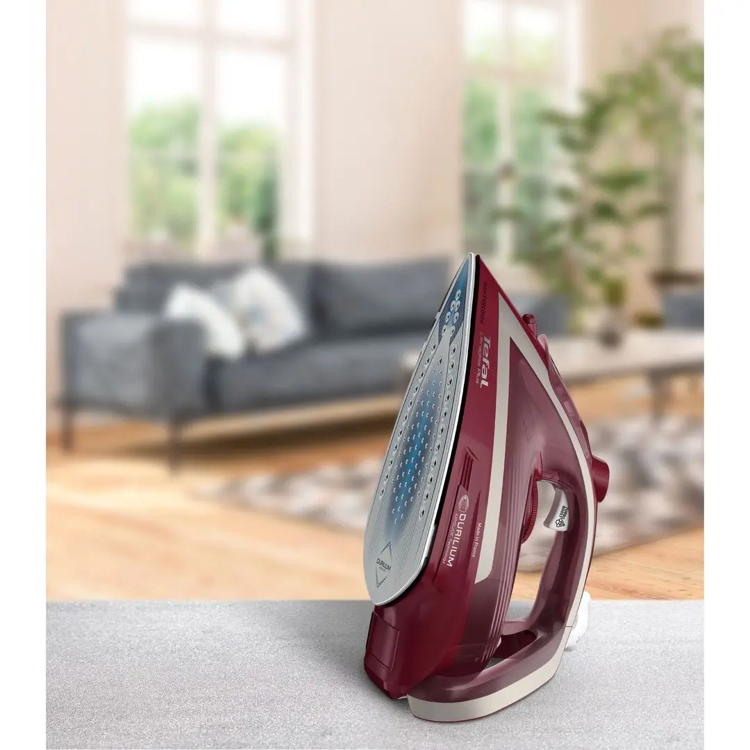 Fier de calcat Tefal Ultragliss Plus FV6820E0 (Burgundy)