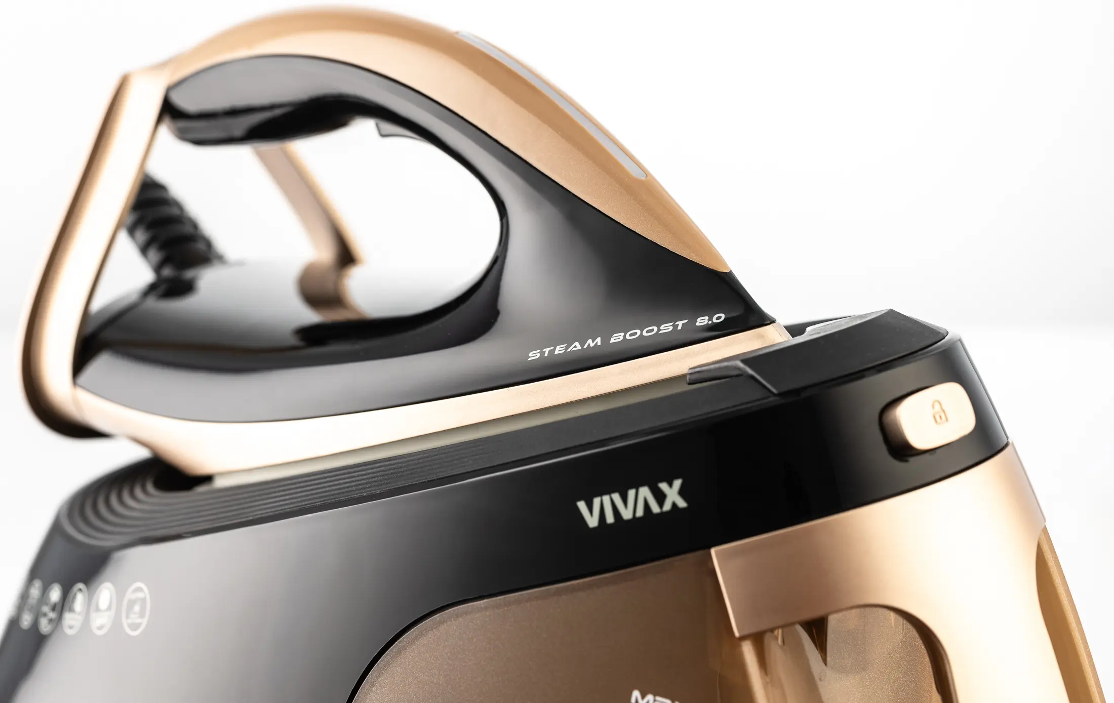 Утюг с парогенератором Vivax IRS-8015B BGL Infinity Pro (Gold/Black) - 6