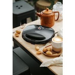 Орешница Adler AD 3071 (Black) Thumb