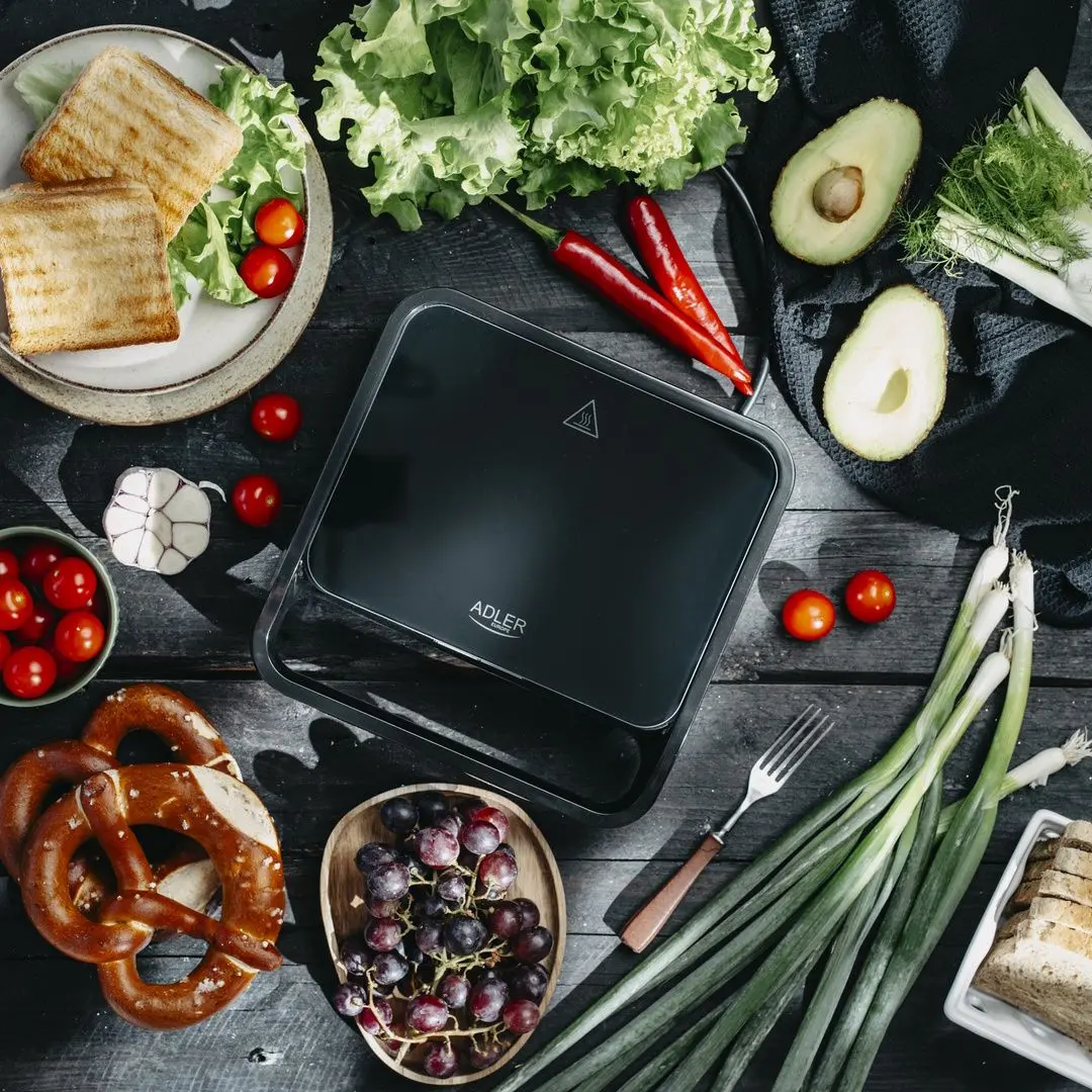 Aparat pentru sanwich-uri 2in1 Adler AD 3070 (Black)