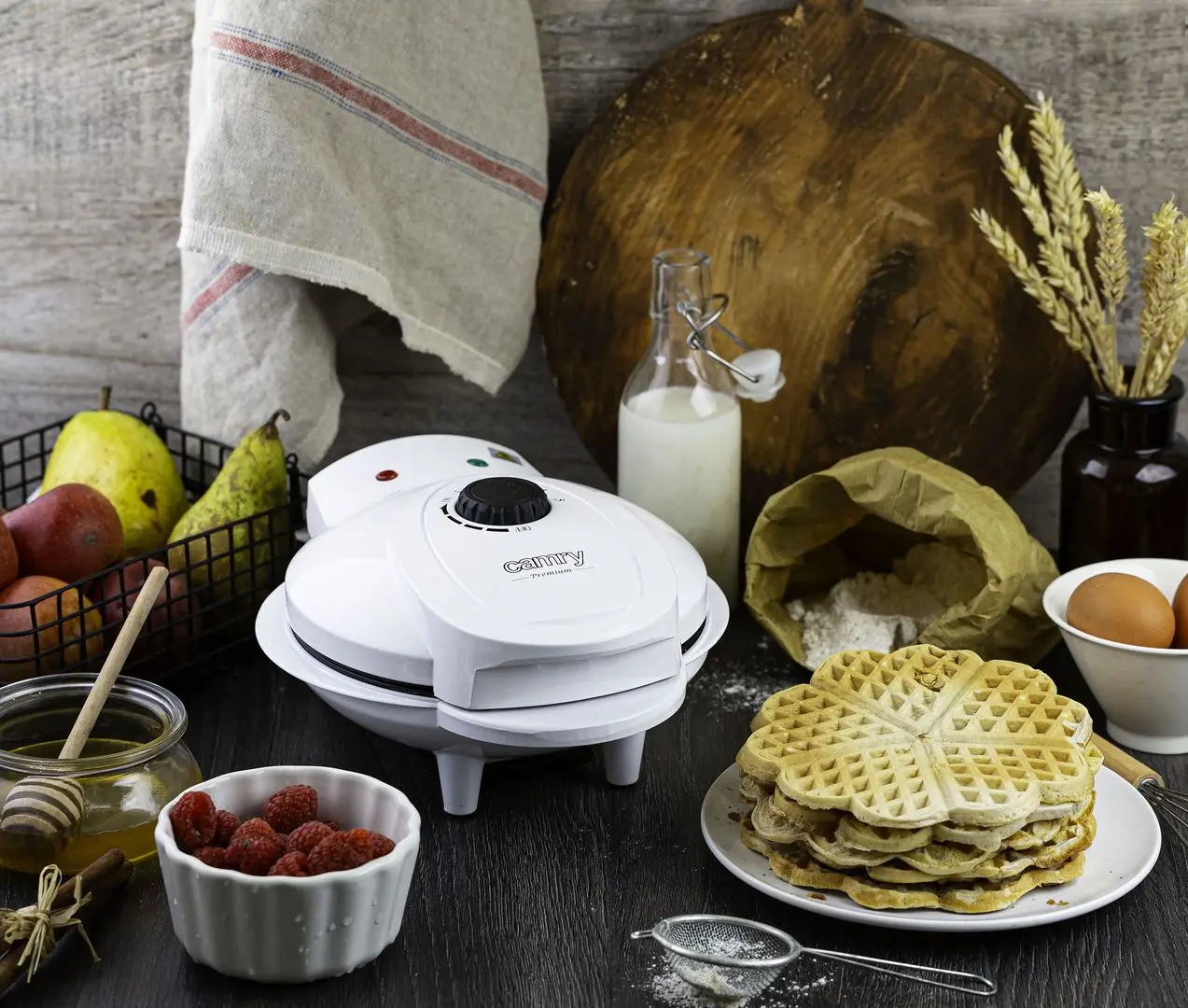Aparat de gatit vafe Camry CR 3022 (White)