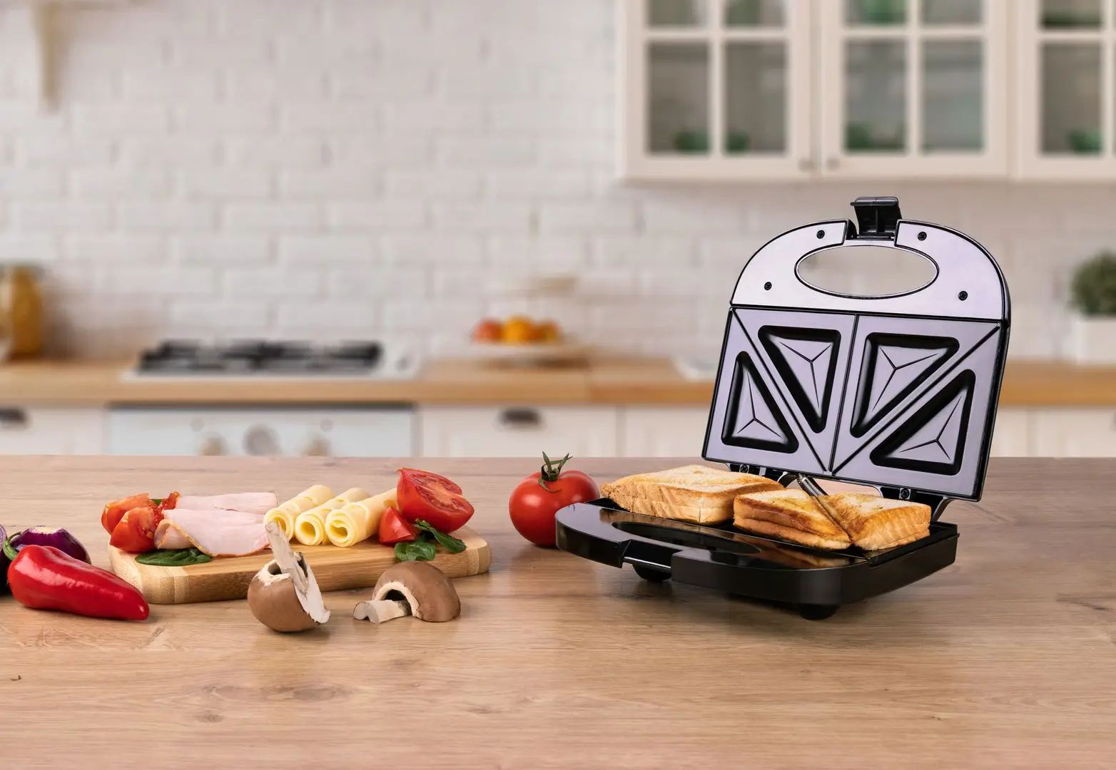 Aparat de facut sadwich-uri Mesko MS 3032 (Black)