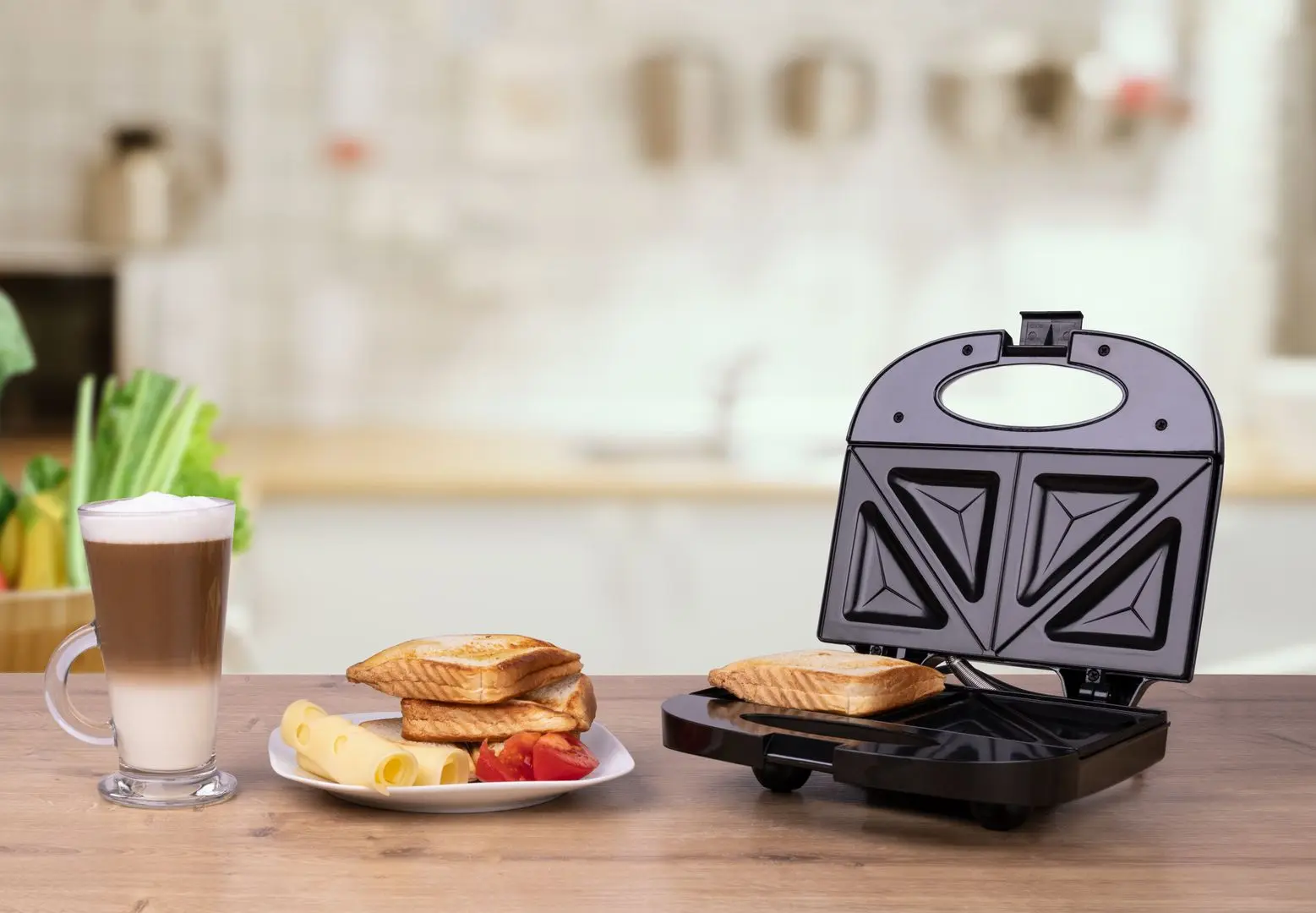 Aparat de facut sadwich-uri Mesko MS 3032 (Black)